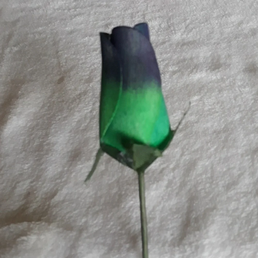 Green wooden rose, 13 inches long